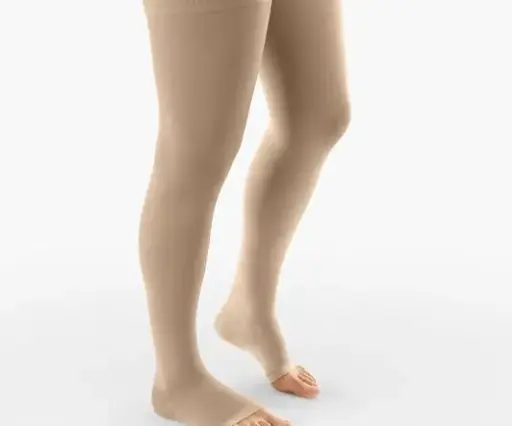 THIGH HIGH STOCKINGS