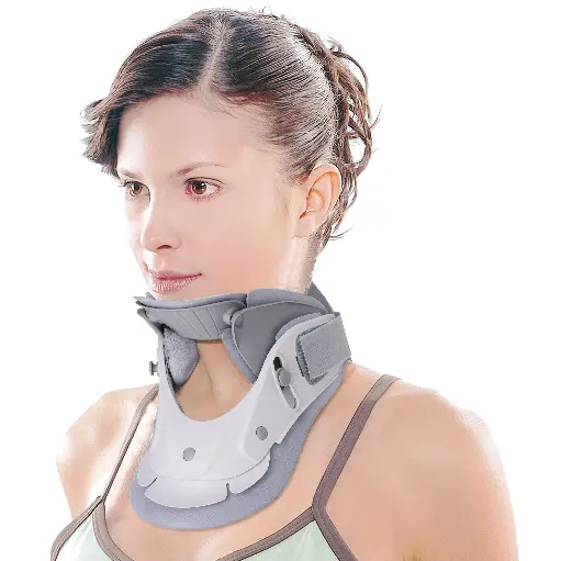 [51100 U] ​CERVICAL COLLAR DELUXE ADJUSTABLE UNIVERSAL